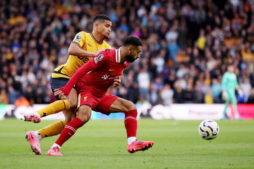  布莱顿发布备战花絮；今晚篮板制胜；欧冠任务艰巨；团队化学反应显著