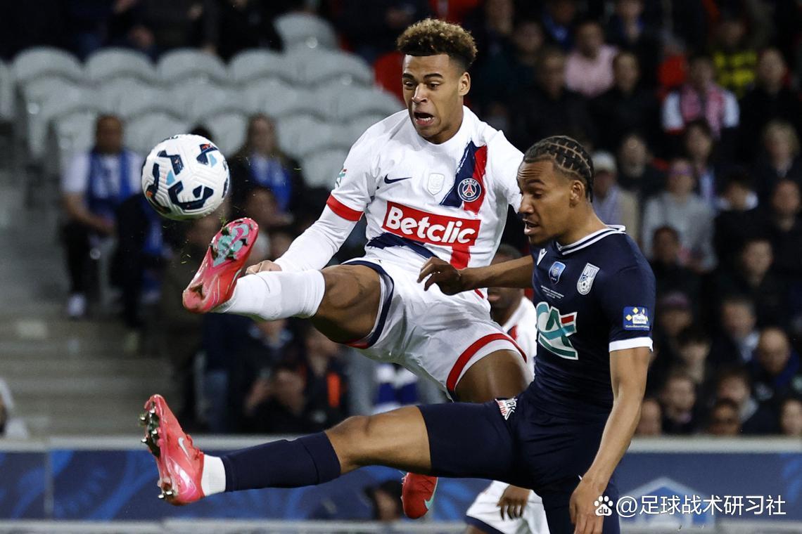 关于浓眉哥爆冷击败巴黎圣日耳曼，突破纪录引爆全场！的信息
